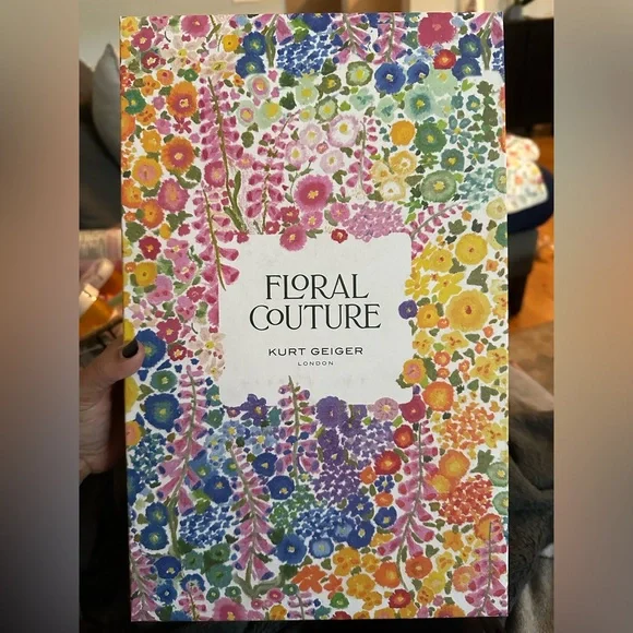 Kurt Geiger Limited Edition Dog Coat - Picture 3 of 6